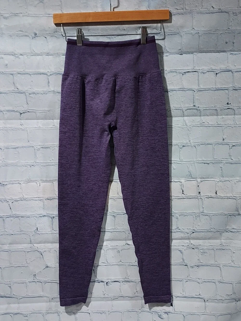 Buff Bunny Collection Women's Medium Purple Leggings Activewear Athleisure